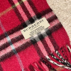 Burberry men’s plaid scarf